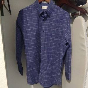 Excellent condition button down dress shirt